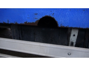 Mazot Hırsızlarından Bıktı, Kamyon Kasasında Yatmaya Başladı