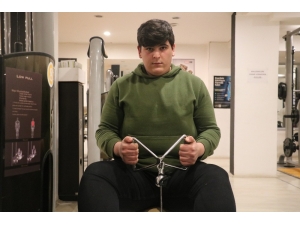 Ağırlığına Teraziler Dayanamıyordu, 256 Kilodan 140 Kiloya Düştü