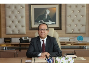 ‘Dijitalleşen İletişim’ Kitabı Raflarda Yerini Aldı