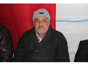 Hdp Önünde, Ailelerin Evlat Nöbeti 127’nci Gününde