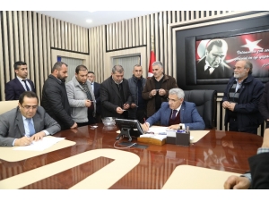 Esnaflara Geçici Konteyner Dükkanlar Oluşturuldu