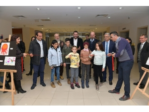 "Çocukların Gözünden Çiğli Belediyespor" İsimli Sergiye Yoğun İlgi