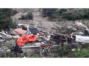 Heyelan Bölgesi Yaşanan Dehşeti Gözler Önüne Serdi
