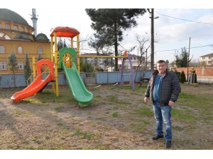 Hendek Belediyesi Hizmetleri Vatandaşın Yüzünü Güldürdü