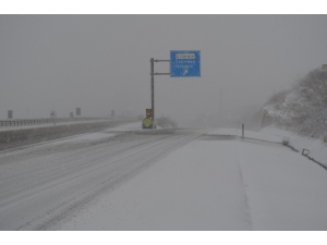 Tekirdağ - Çanakkale Yolu Karla Kaplandı