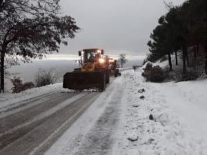 Manisa’da Karla Mücadeleye Devam Edliyor