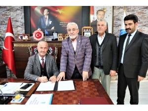 Tuşba Belediyesi ‘Sosyal Denge Tazminatı’ Sözleşmesi İmzaladı