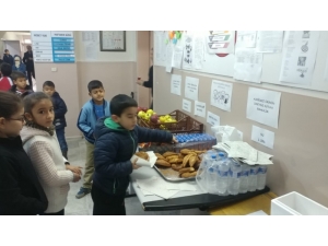 “Sağlıklı Beslenerek Sağlıklı Büyüyorum” Projesi