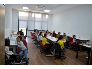 ‘Hayalindeki Oyuncak Hayat Bulsun’ Adlı Projenin Atölye Çalışmaları Karasu Sgm’de, Başladı