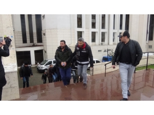 Organize Suç Örgütü Kurduğu İddia Edilen 12 Şüpheli Salıverildi