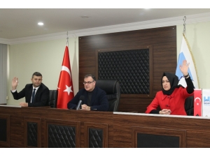 Hacılar Belediye Meclisi Yılın İlk Toplantısını Gerçekleştirdi