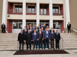 Ak Parti’den Sarı’ya Kutlama Ziyareti