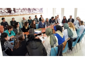 Uluslararası Başarı Elde Eden Öğrencilere Ödül