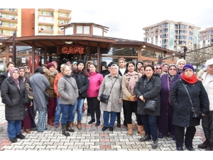 Köpekten Kaçarken Araba Çarpan Rojin’in Ailesi: "Biz Yandık Başkası Yanmasın"