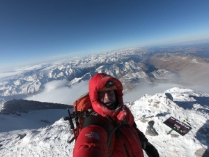 Bursalı Dağcı, -45 Derecede Avrupa’nın Zirvesine Tırmandı