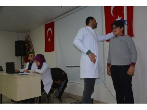 Öğrencilerin Boy, Kilo, Yağ Ve Şeker Ölçümleri Yapıldı