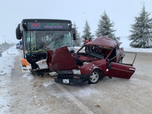 Eskişehir’de Trafik Kazası, 1 Ölü 1 Ağır Yaralı