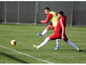 Yiğidolar Çift Kale Çalıştı