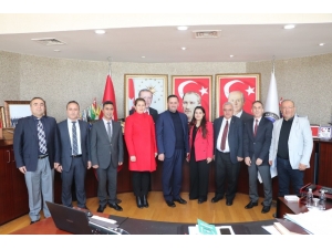 Eğitimcilerden Başkan Yanmaz’a Ziyaret