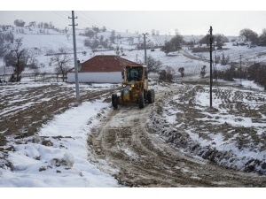 Karla Mücadele Ekipleri Gece-gündüz Alarmda