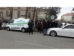 Adliye Önünde Cinayete Kurban Giden Şahıs Son Yolculuğuna Uğurlandı