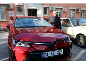 Şehit Polis Fethi Sekin’in Babasına Duygulandıran Hediye