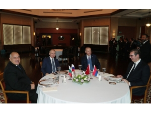 Cumhurbaşkanı Erdoğan, Liderleri Yemekte Ağırladı