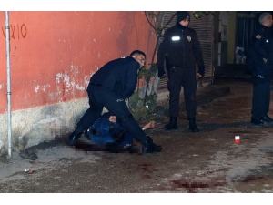 Husumet Kavgasında Pompalı Tüfekle Vuruldu