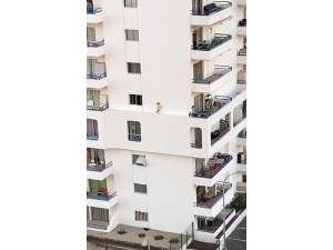 İspanya’da Küçük Kızın Tehlikeli Oyunu Kamerada