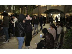 Üniversite Öğrencilerine Final Haftasında Akşam Çorba Servisi