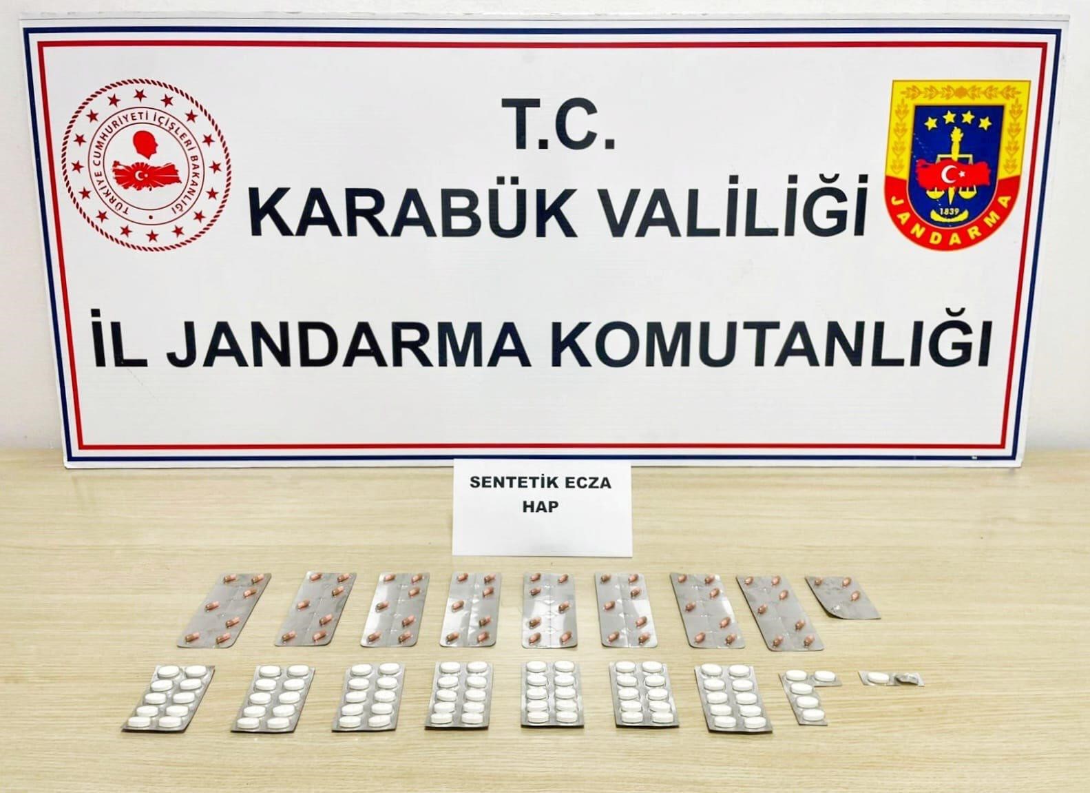 karabuk-te-uyusturucu-operasyonu-151-sentetik-hap-ele-gecirildi