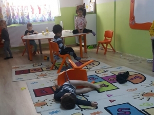 Anaokulunda İnanılması Güç Görüntü