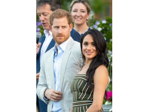 Prens Harry Ve Meghan Markle Kraliyetten Ayrılıyor