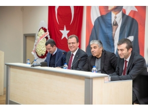 Seçer, Mut’ta Muhtarlarla Buluştu