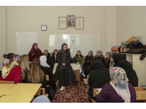 İpekyolu Belediyesinden Kadınlara Yönelik Eğitim Çalışması