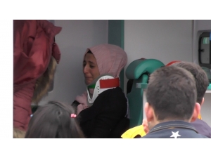 Konya’da Hafif Ticari Araç İle Tır Çarpıştı: 4 Yaralı