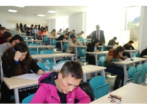 Alkü’de Yabancı Dil Yeterlilik Sınavı Yapıldı