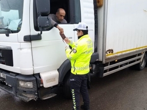 Silopi’de Kış Lastiği Denetimi