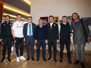 Şenol Güneş’ten Beşiktaş’a Ziyaret