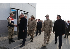 Muş Valisi Doç. Dr. Gündüzöz, Varto’da İncelemelerde Bulundu