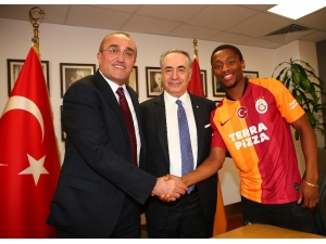 Jesse Sekidika: "Çok Büyük Bir Kulübe Geldim"