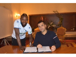 Bb Erzurumspor Sissoko’yu Kadrosuna Kattı