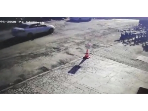 Takip Ettikleri Kamyonetten 50 Bin Lira Çaldılar