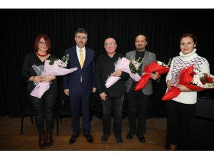 Bayraklı’da Şiir Dolu Gece