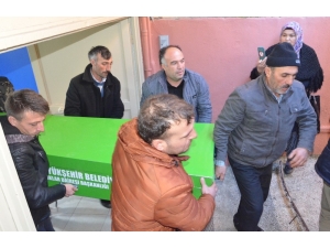 Çığ Altında Ölen İşçinin Cenazesi Yakınlarına Teslim Edildi