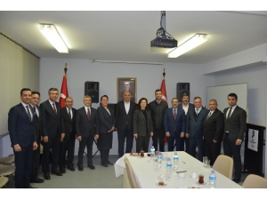 Güneydoğulu Halıcılar Hannover Başkonsolosunu Ziyaret Etti