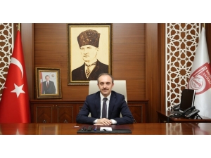 Vali Cüneyt Epcim’den 10 Ocak İdareciler Günü Mesajı