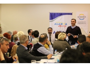 Başkan Yücel: "Şehrimizde 82 Milletten İnsan Yaşıyor"