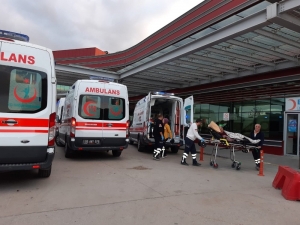 Ailelerin Silahlı Kavgasında 3 Kişi Yaralandı