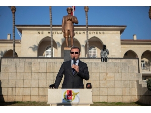 Seçer: “Sorun Yumağı Haline Gelmiş Bir Alanda Bayram Kutlamak Abesle İştigal”